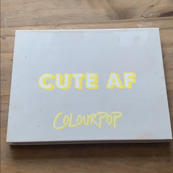 Yes please colourpop eyeshadow palette - Picture 2 of 3